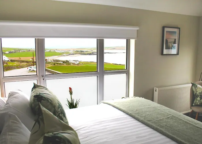 בית הארחה The Blue Horizon 3*